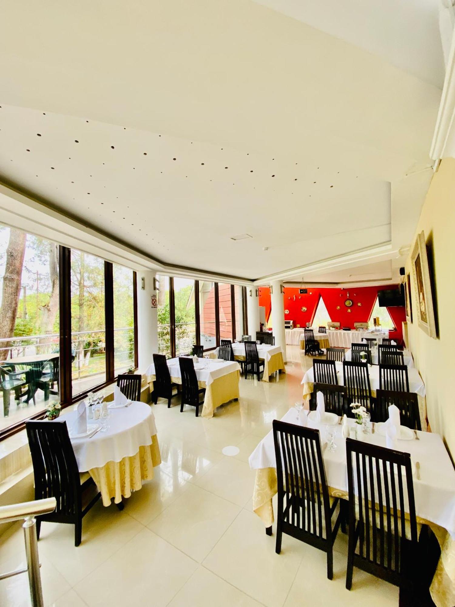 Villa Reta Hotel & Spa Grigoleti Exteriér fotografie